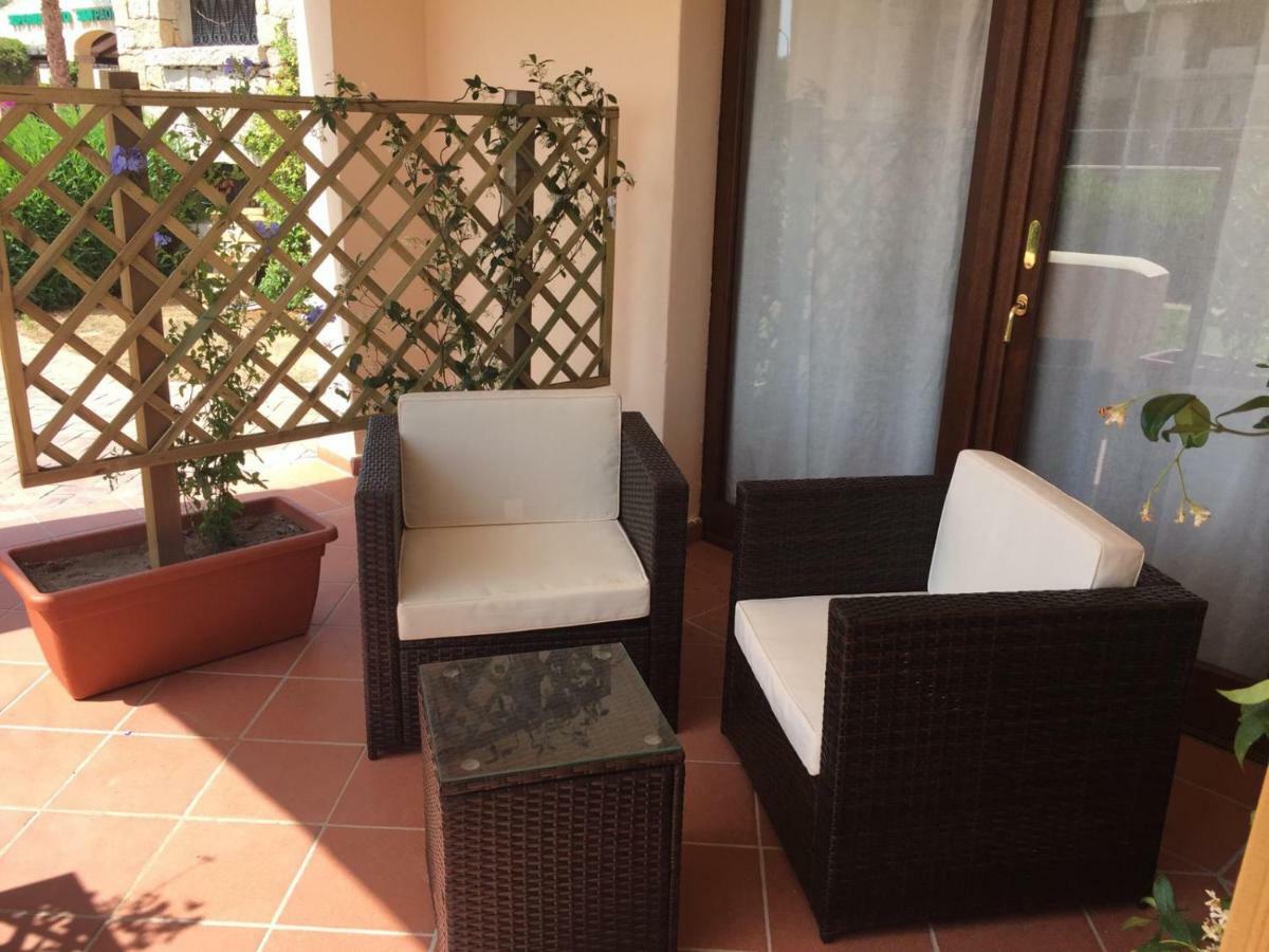 Esmeralda'S Rooms Porto San Paolo  Luaran gambar