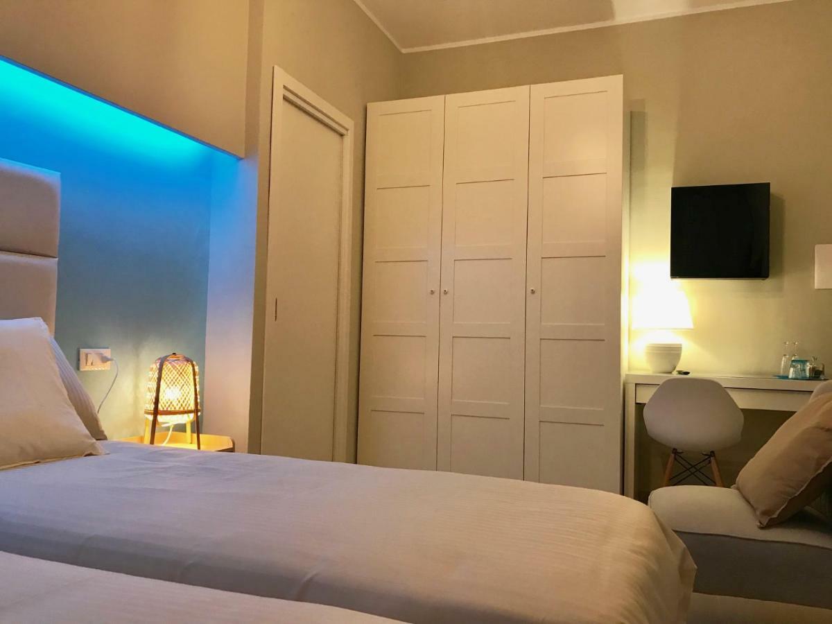 Esmeralda'S Rooms Porto San Paolo  Luaran gambar