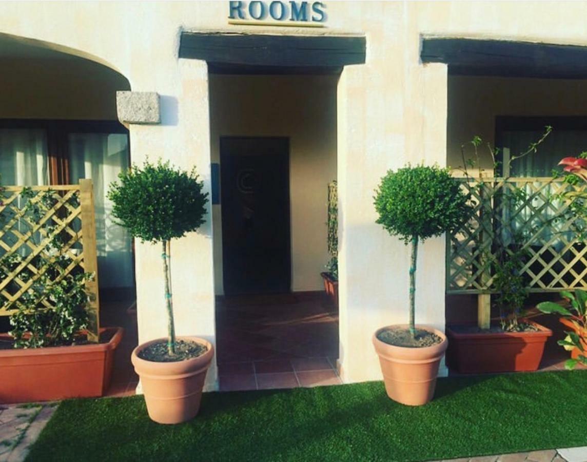 Esmeralda'S Rooms Porto San Paolo  Luaran gambar