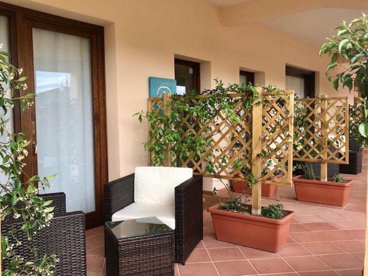 Esmeralda'S Rooms Porto San Paolo  Luaran gambar